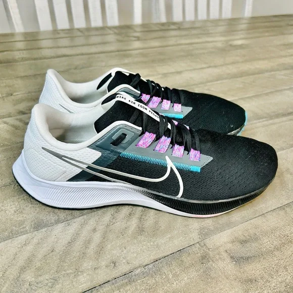 Nike Air Zoom Pegasus 38 Black Metallic Silver Men Running Shoes Size 11.5 - Picture 4 of 7